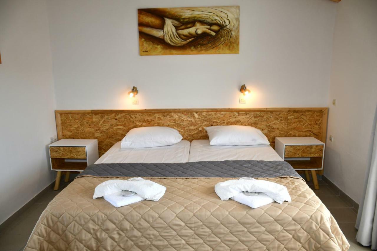 Apartment Cavos House