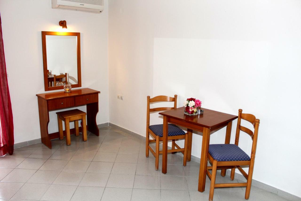 Apartment Cavos House *