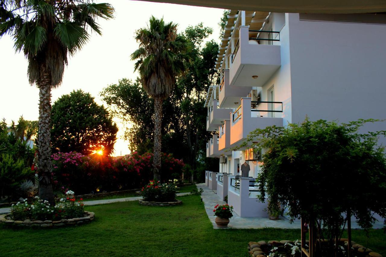 Appartement Cavos House