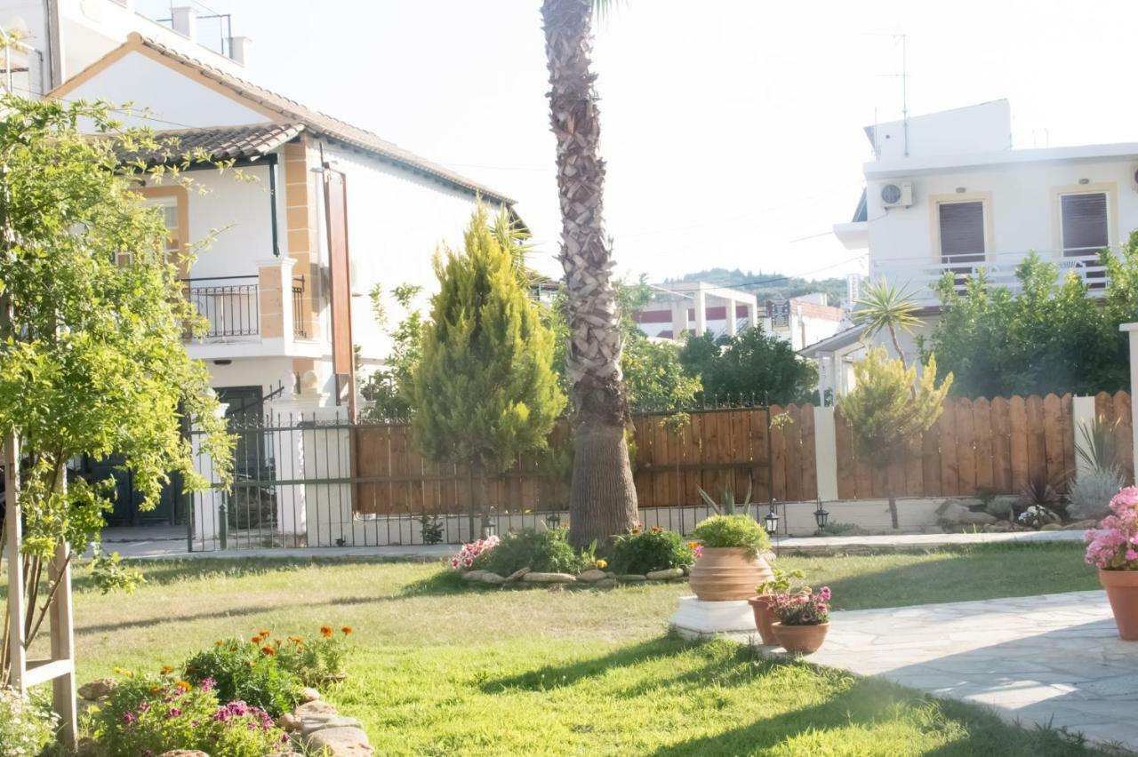 Cavos House Kávos