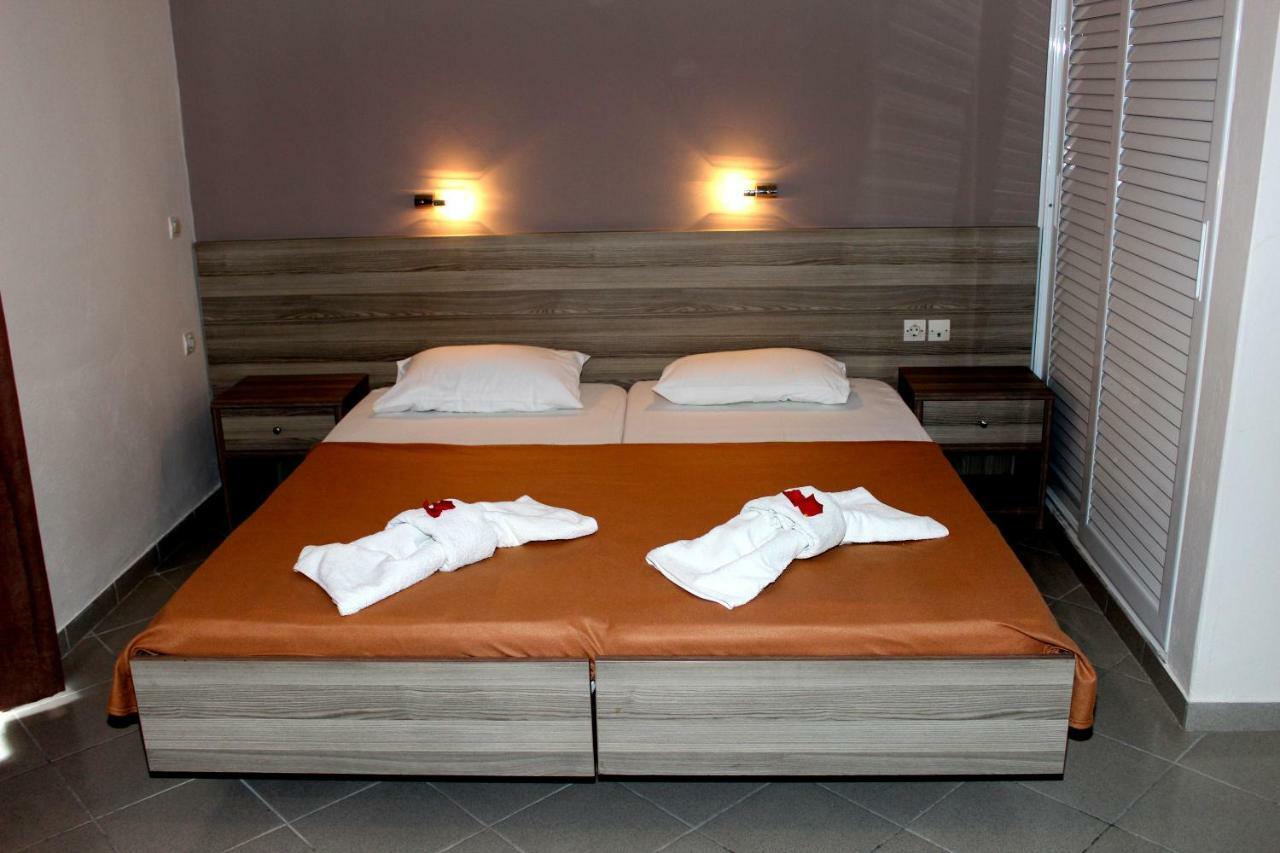 Cavos House Appartement *